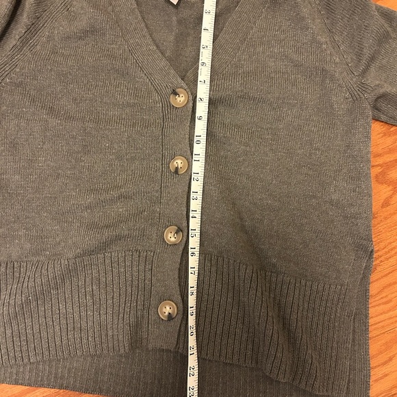 H&M Cardigan Size Small - Picture 9 of 11